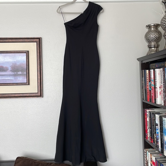 NWT Dress the Population Eva Black One Shoulder Gown Dress Size XS - Picture 5 of 10